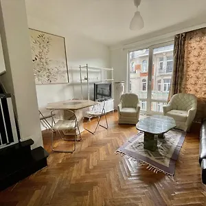 Apartment Superbe Duplex Avec Jacuzzi, Brüssel