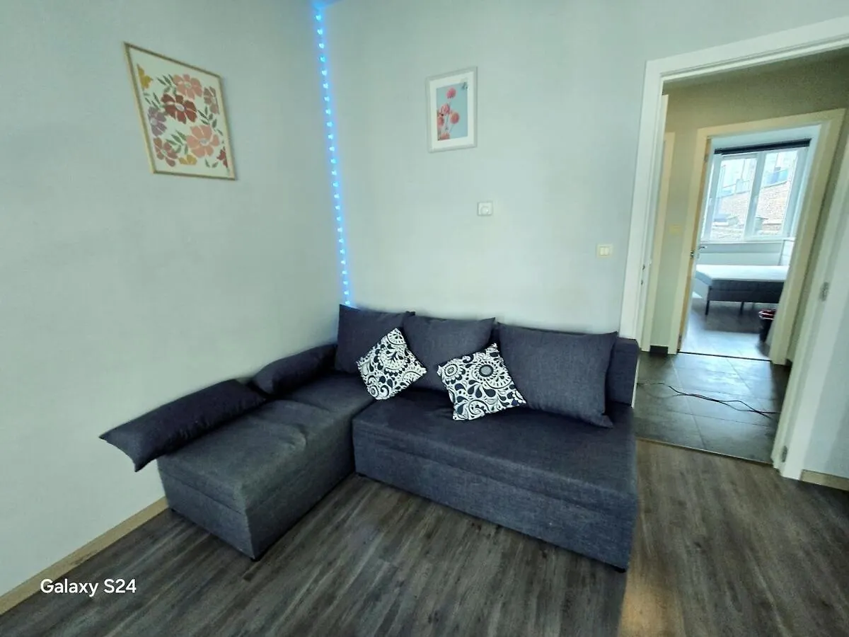Splendid 2-Bedroom Apartment In Etterbeek Брюссель Бельгия
